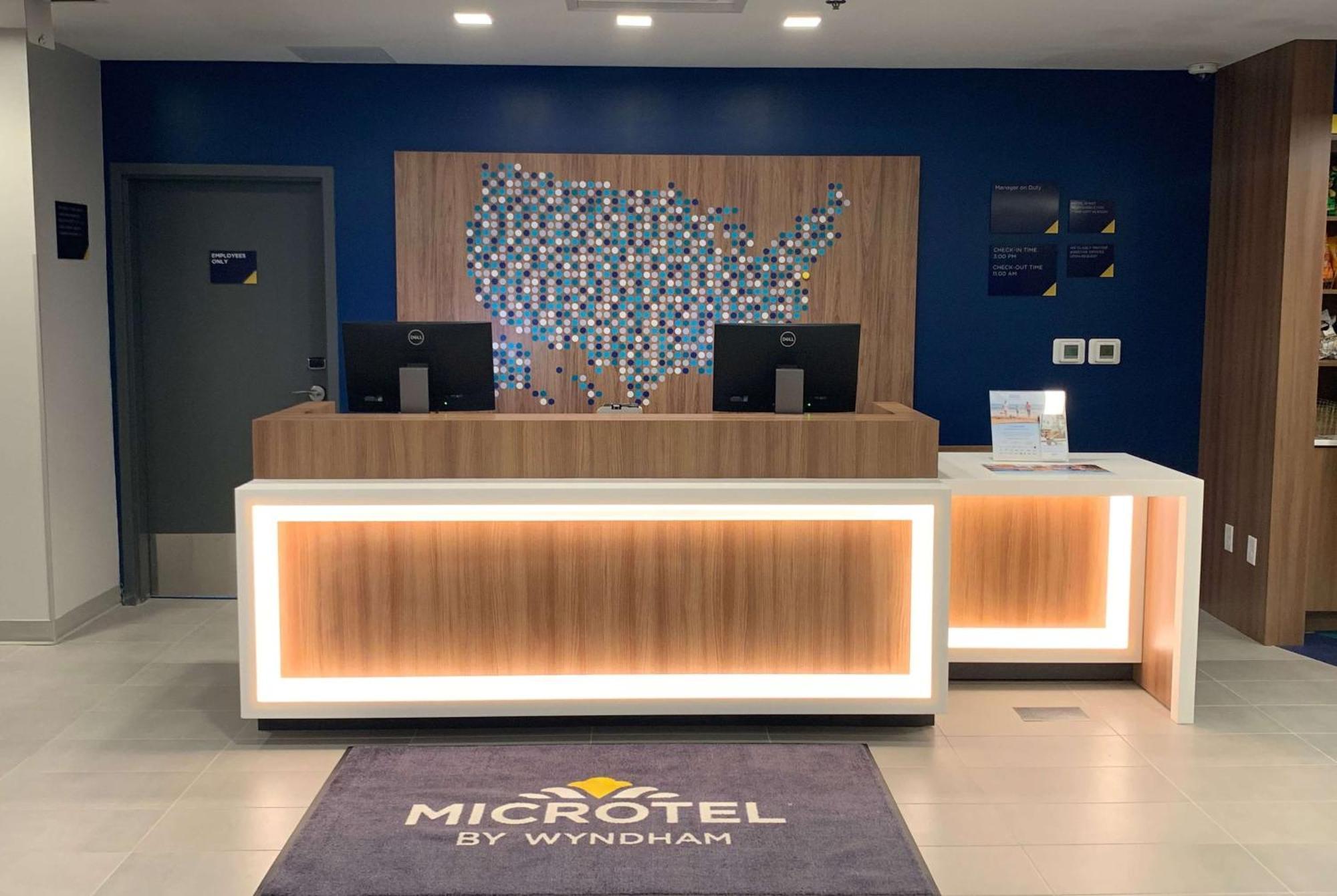 Microtel Inn & Suites By Wyndham Rehoboth Beach Bagian luar foto